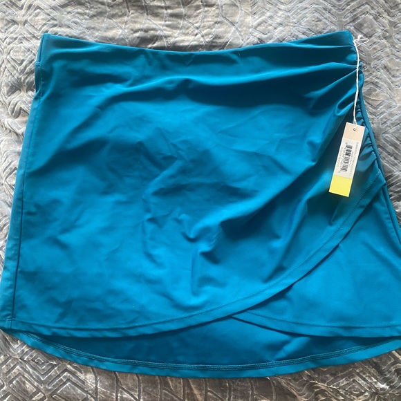Summersalt Turquoise Pool Skirt - Picture 1 of 3